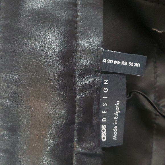 ASOS Designs Black Faux Leather Straight Leg Pants, Women's Size 12 US/16 UK - Picture 3 of 5